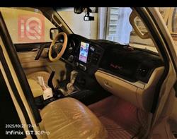 ميتسوبيشي باجيرو